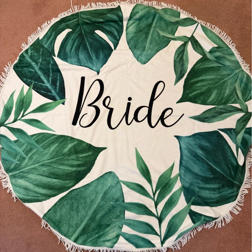 Bride Round Beach Towel with Tropical Green Leaf Print